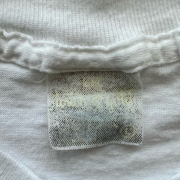 Vintage 80s The Beatles Twist and Shout Apple Band T Shirt Touch of Gold Single - Picture 3 of 10